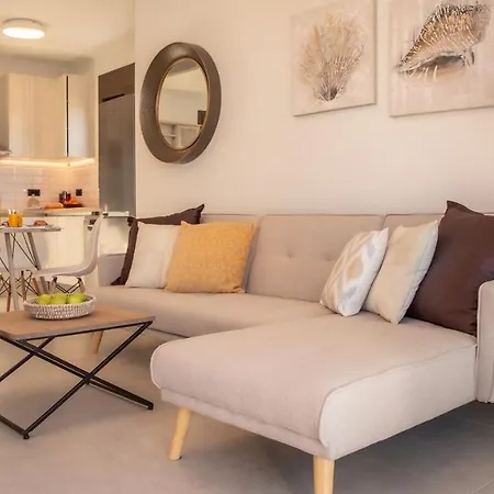 Romantic Helidoni Apartment Svoronata